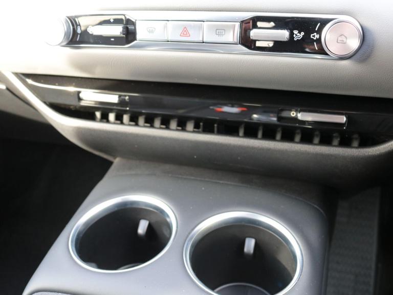 2025 MG MGS5 64kWh Trophy Long Range SUV 5dr Electric Auto (231 ps) HATCHBACK Electric Automatic