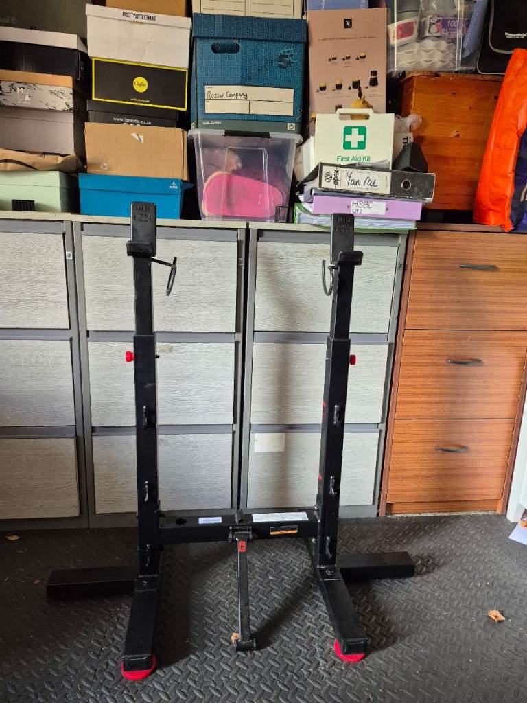 Adjustable Bench Press Rack – 100kg Capacity