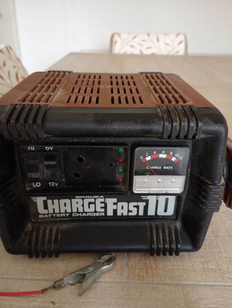 Battery Charger & Air Compressor 