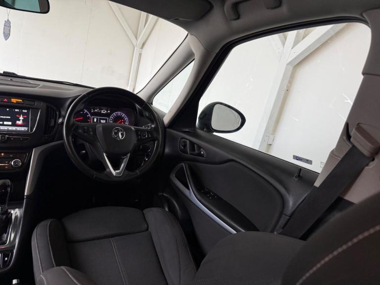 2017 Vauxhall Zafira 1.4T SRi Nav 5dr Auto MPV PETROL Automatic