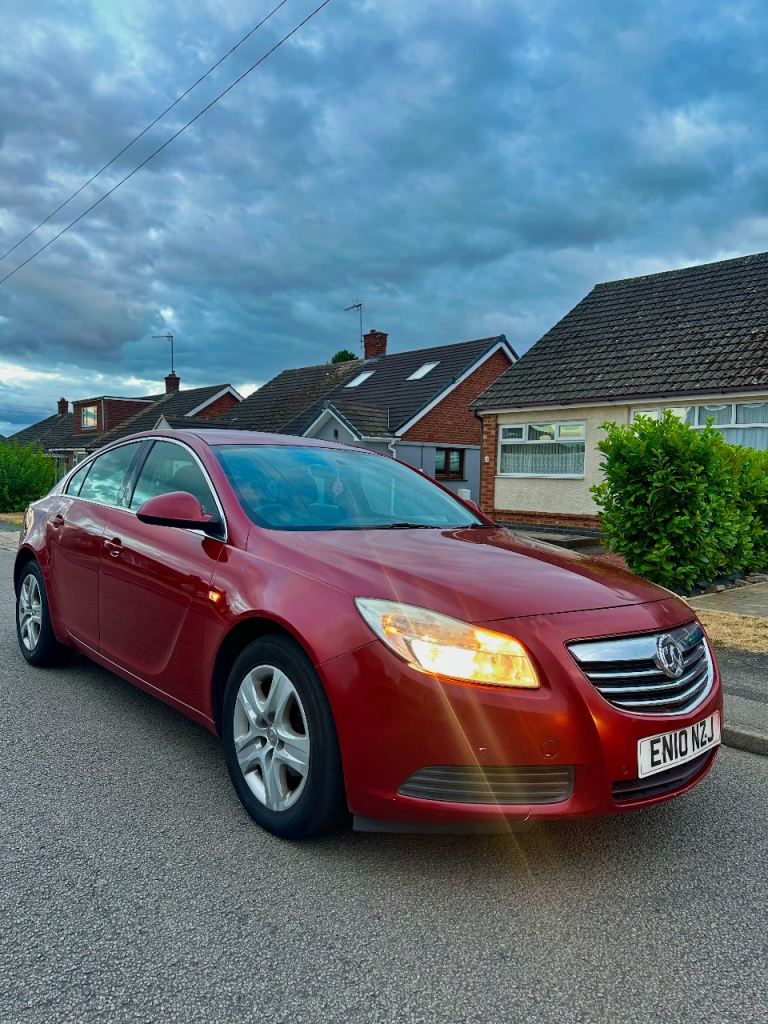 Vauxhall, INSIGNIA, Hatchback, 2010, Manual, 1956 (cc), 5 doors