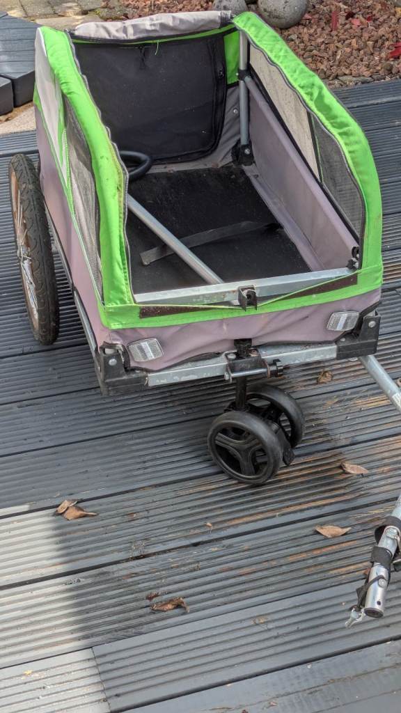 Bike trailer Paw Hut brand