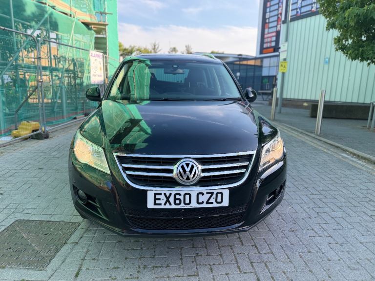 Volkswagen, TIGUAN, Estate, 2010, Manual, 1968 (cc), 5 doors
