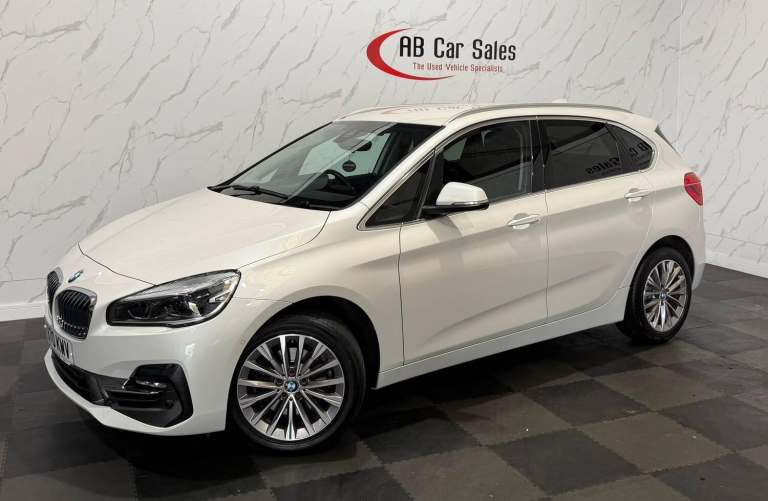 2020 BMW 2 Series 218d Luxury 5dr Step Auto HATCHBACK DIESEL Automatic
