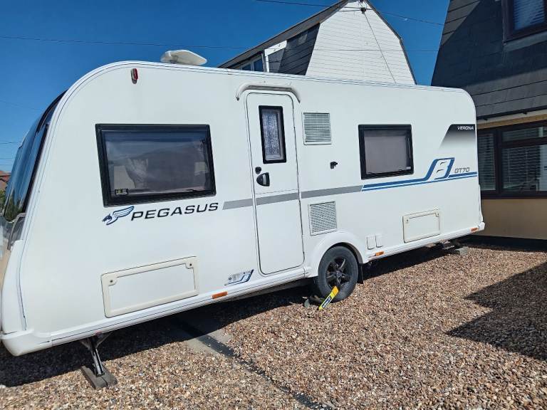 Bailey pegasus verona gt70 2018 model touring caravan 4 berth in immediate condition 