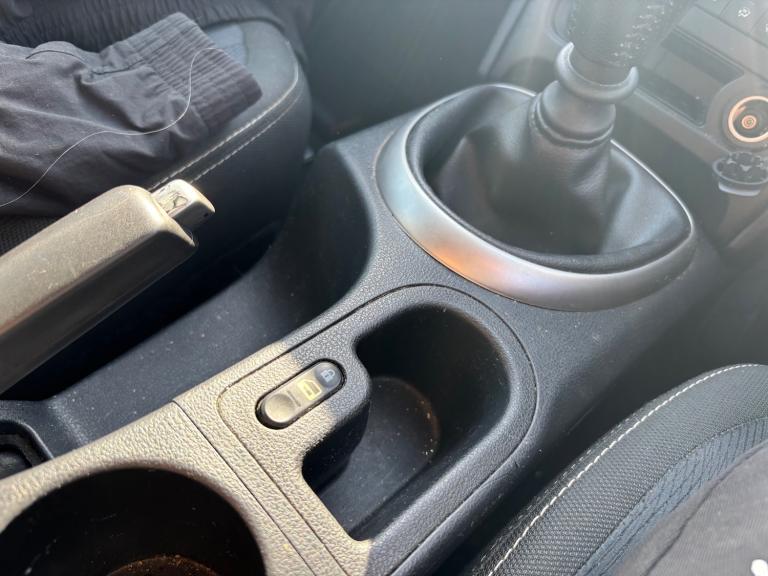 2010 Nissan Qashqai 1.5 dCi Acenta 5dr HATCHBACK Diesel Manual