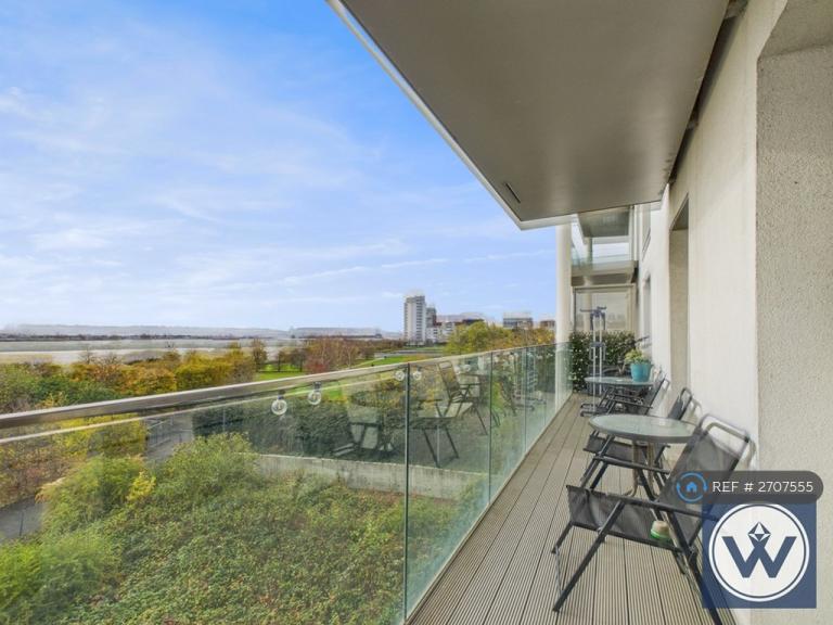 2 bedroom flat in Booth Road, London, E16 (2 bed) (#2707555)