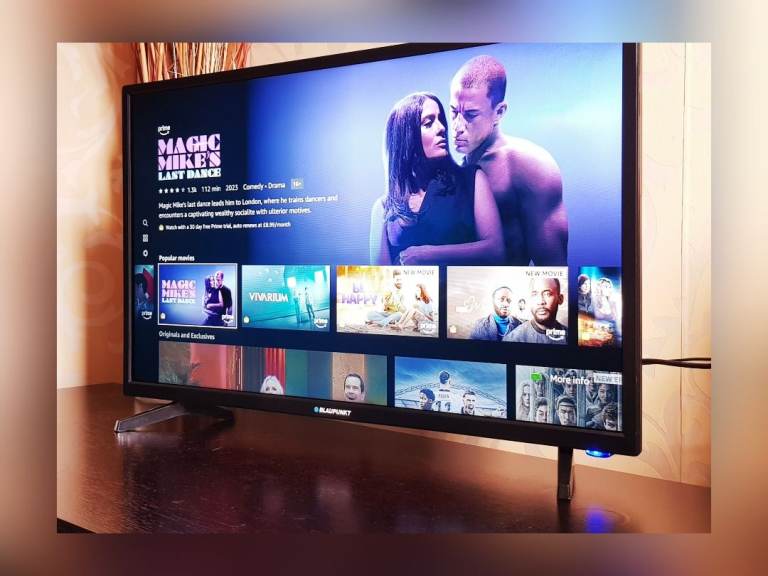 32 Smart Netflix LED TV - YouTube Prime