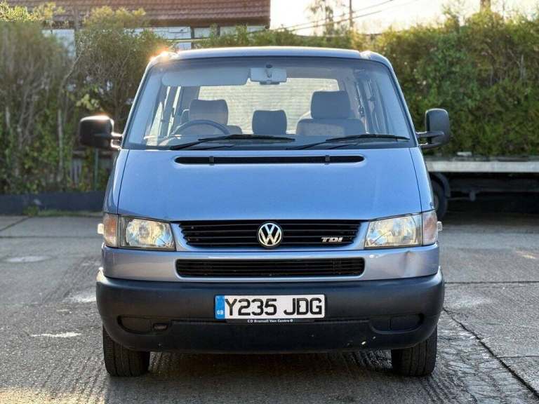 2001 Volkswagen Caravelle 2.5 TD Bus 4dr (8 Seats) MINIBUS DIESEL Manual