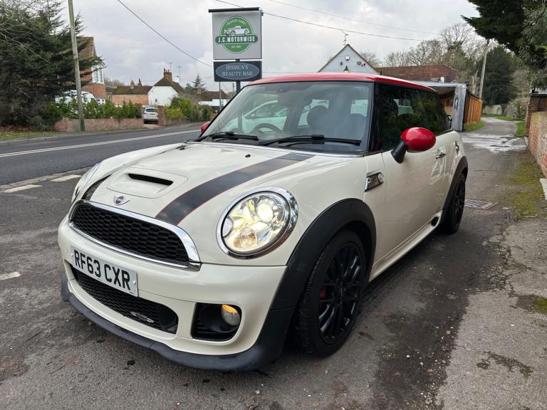 2014 MINI Hatch 1.6 John Cooper Works 3dr [Start Stop] HATCHBACK Petrol Manual