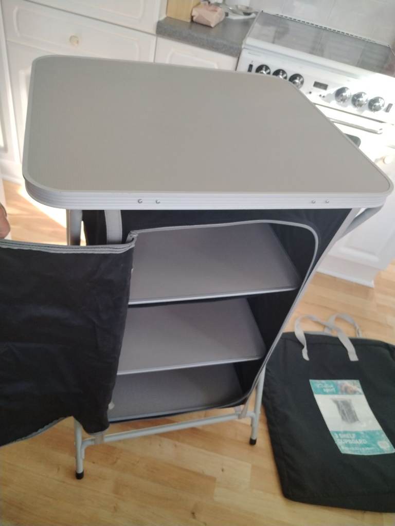 CAMPING CUPBOARD (3 SHELVES) 