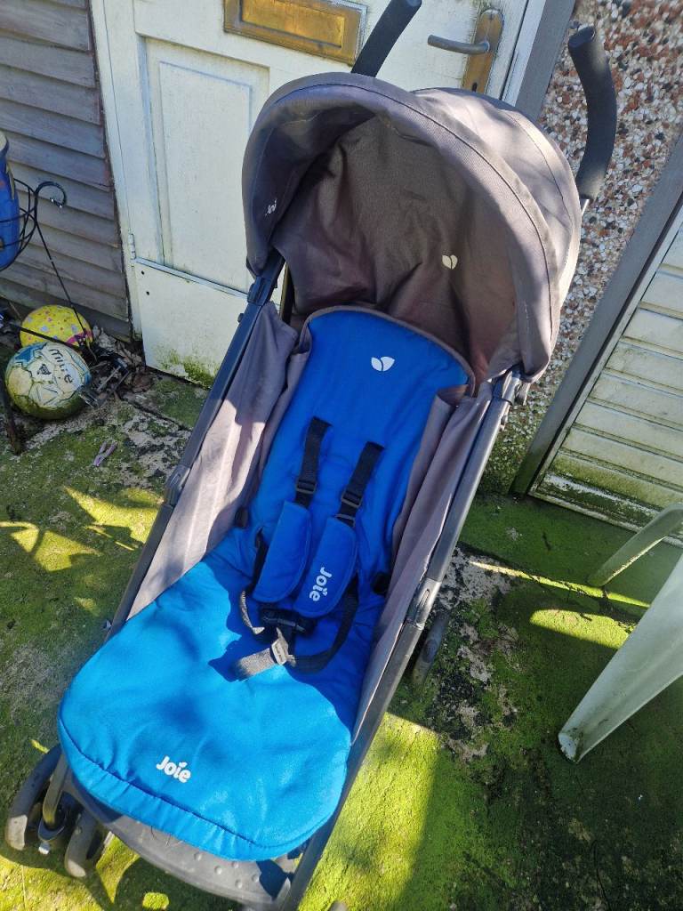 Pushchair 