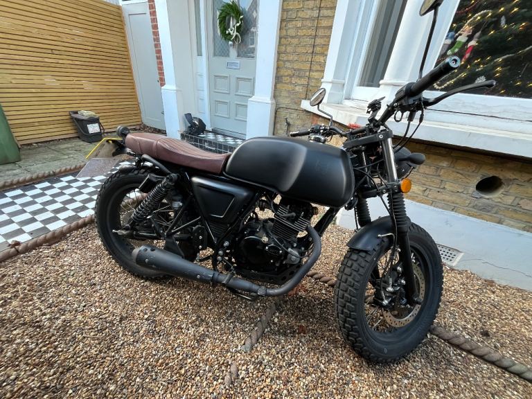 2022 Mutt Akita 125cc - great looking Learner bike!