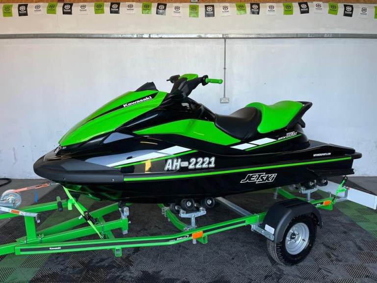 *** KAWASAKI STX 160X JETSKI * ONLY 5HOURS AS NEW * JET SKI ***