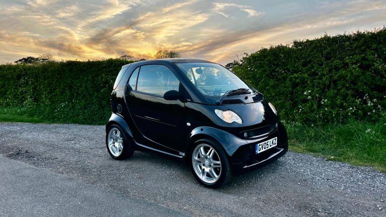 2005 smart fortwo Brabus 0.7 Auto Demo + 1 owner, 17k FSH, Superb example  COUPE Petrol Semi Auto...