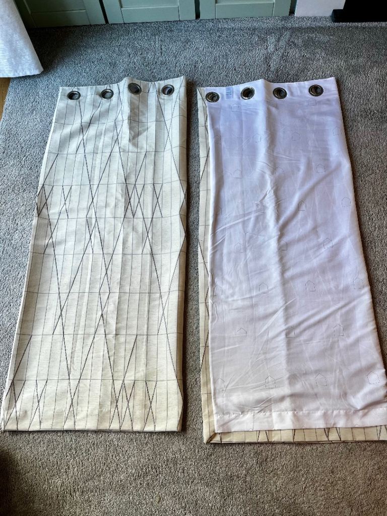 Dunelm Eyelet Curtains – White with Pattern, Good Condition