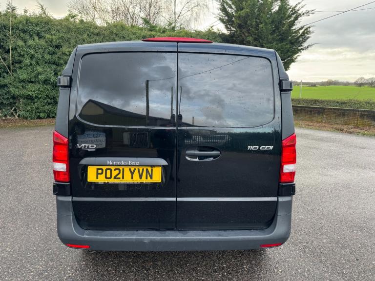 2021 Mercedes-Benz Vito 110CDI Progressive Van SWB IN BLACK 1 OWNER LIGHT USE SERVICE HISTORY PAN...