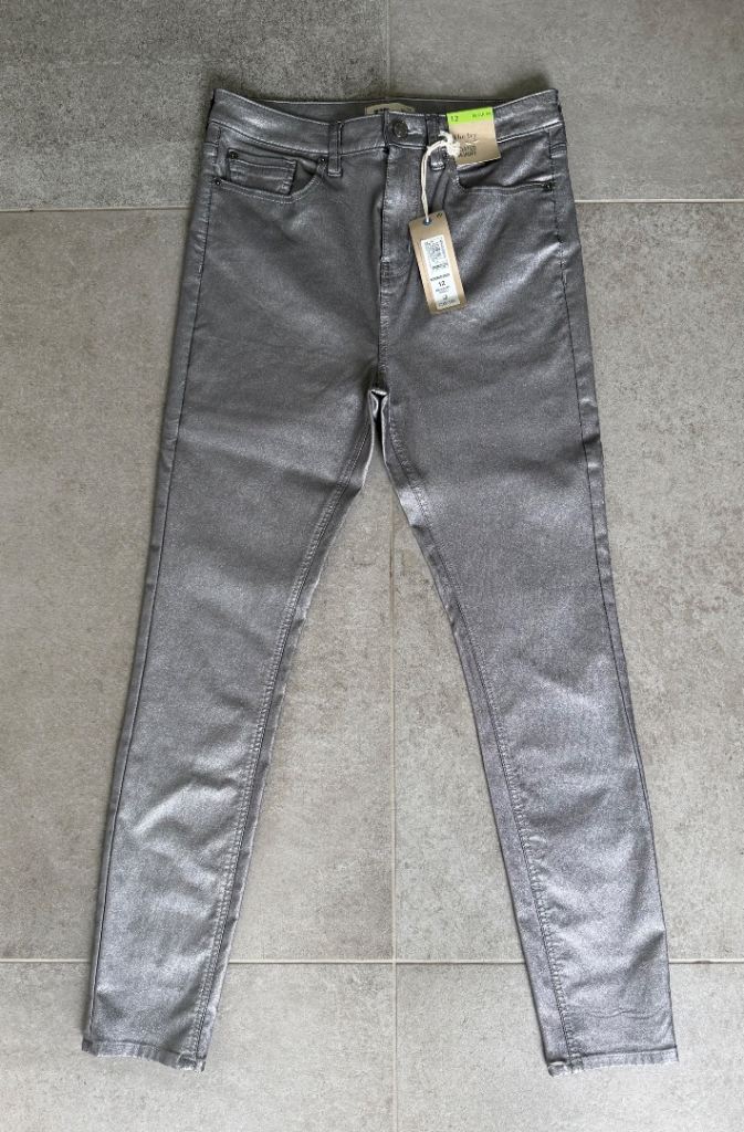 ** BRAND NEW WITH TAGS** M&S ‘THE IVY’ SILVER JEANS - SIZE 12 - REGULAR