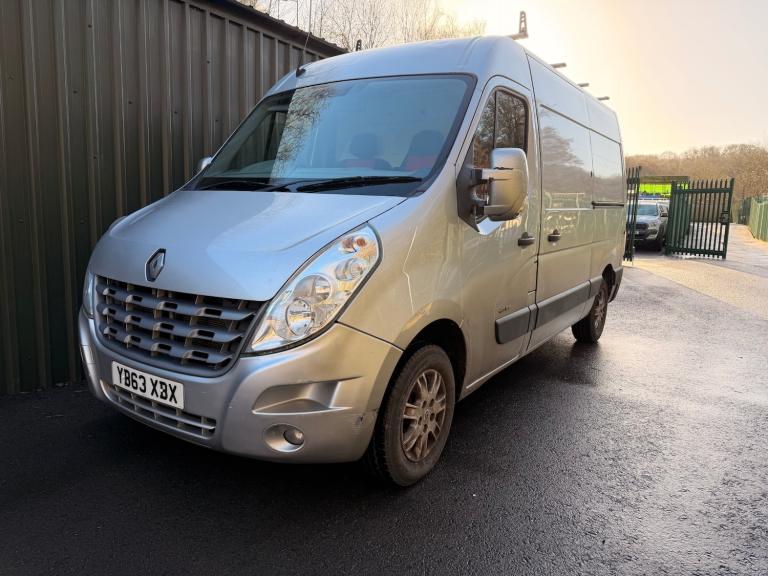 2013 63 RENAULT MASTER SPORT MM35DCI 125PS MEDIUM VAN IN SILVER 112K NO VAT