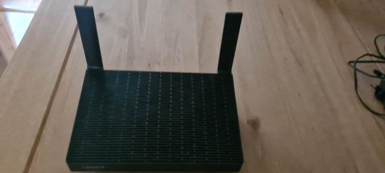 Linksys MR7350 Router 