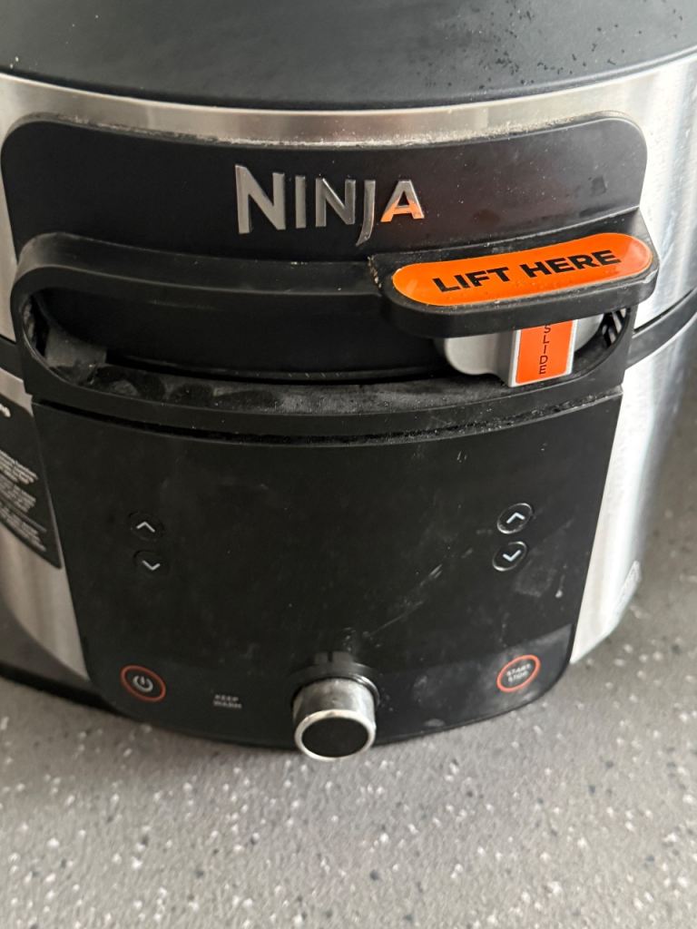 Ninja Foodi MAX OL550UK 5.7L Multi-Cooker – Good Condition