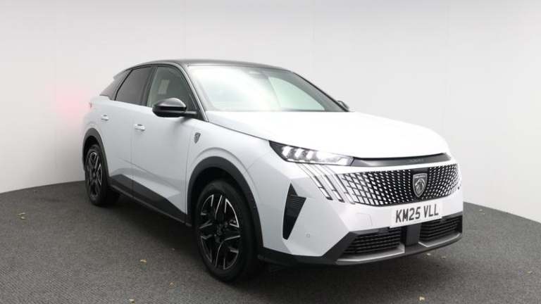 2025 Peugeot 3008 1.2 HYBRID GT 136 e-DSC6 Automatic SUV Hybrid Automatic