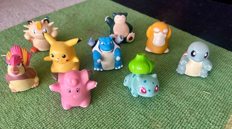 Pokemon Vintage 1999 OddZon roller ball figures bundle 