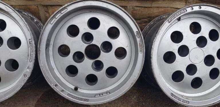 Ford Capri 2.8i Pepper Pot Alloy Wheels