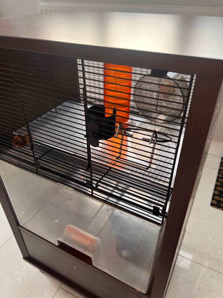 Hamster cage with accessories 