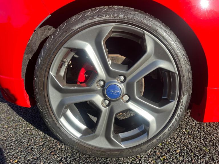 2016 Ford Fiesta 1.6T EcoBoost ST-2 Euro 6 3dr HATCHBACK Petrol Manual