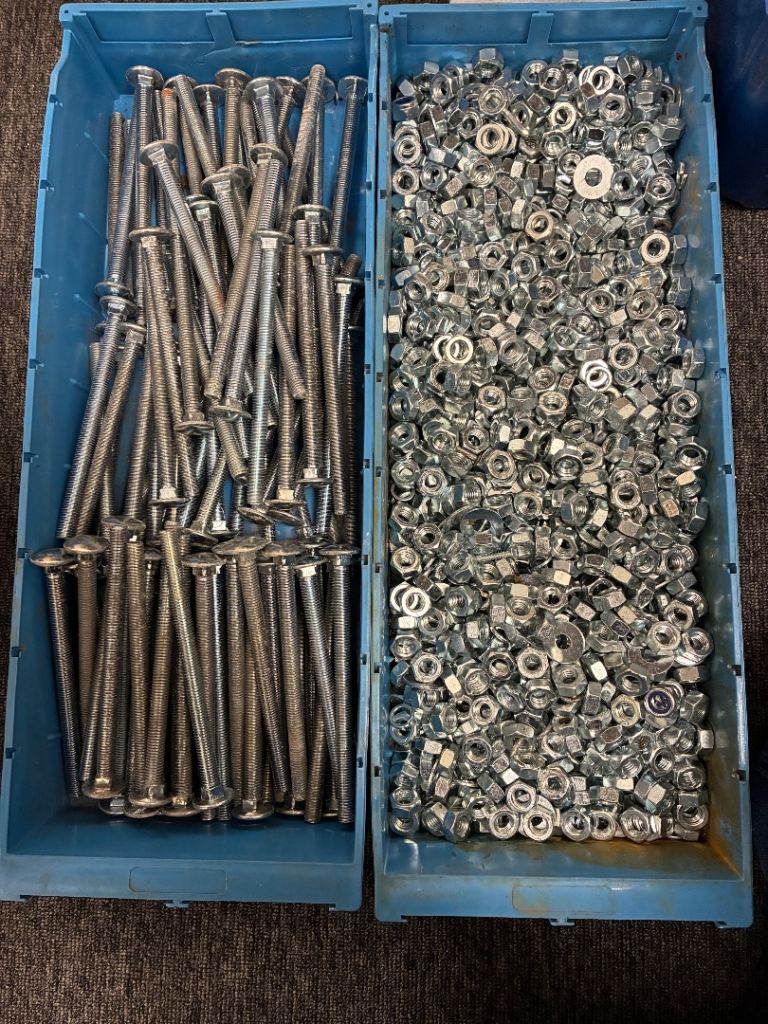 Approx 90 M10 x150 coach bolts with hunners of nuts 
