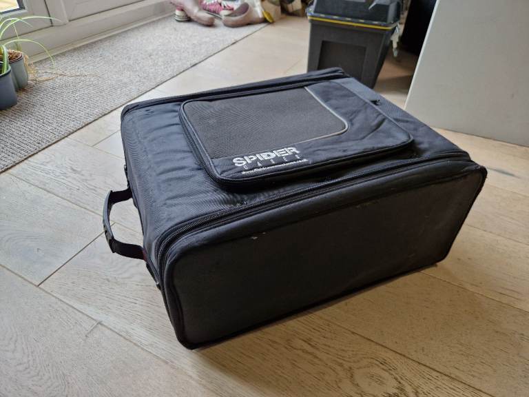 Flight Case - 4U 19 inch Fabric Covered Rigid