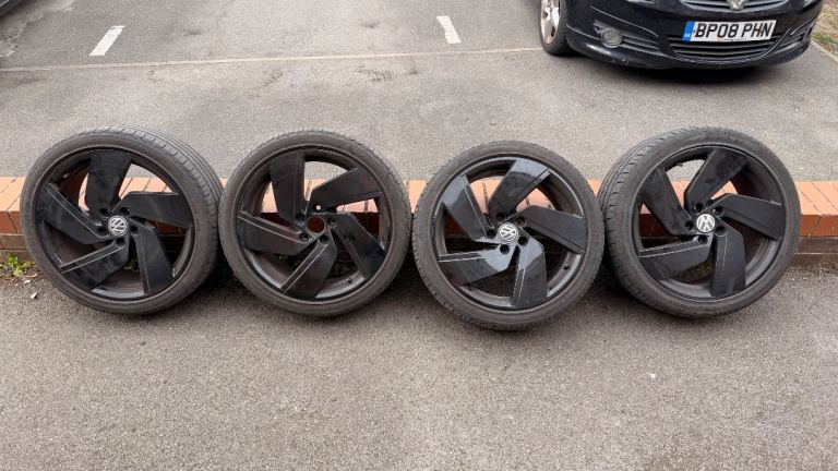Vw Golf GTi 7.5 Richmond alloys 18’ 5x112