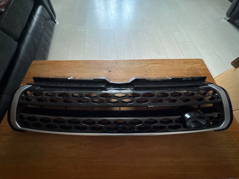 Range Rover Evoque 2017 Front Grille