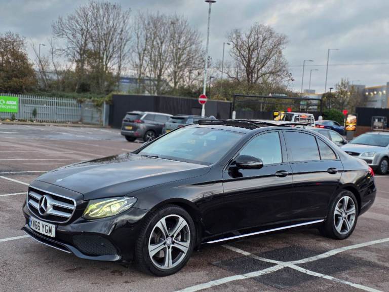 Mercedes-Benz E220 2017 premium sunroof- e class 