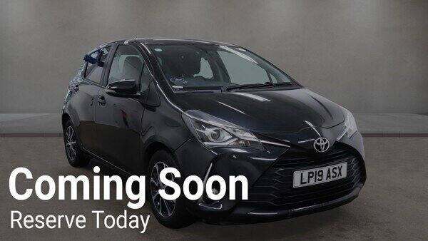 2019 Toyota Yaris 1.5 VVT-i Icon Tech 5dr HATCHBACK PETROL Manual