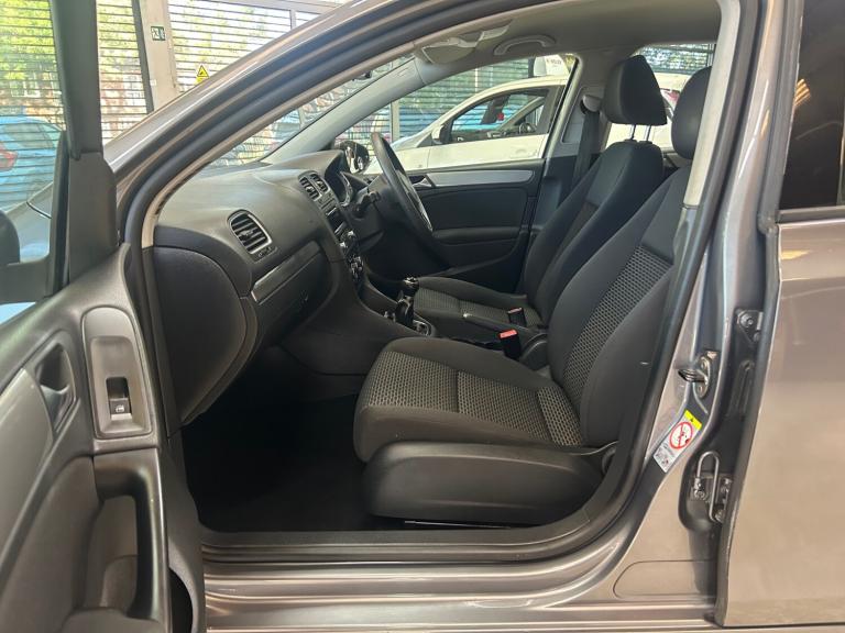 2012 Volkswagen Golf 1.6 TDi 105 S 5dr HATCHBACK Diesel Manual