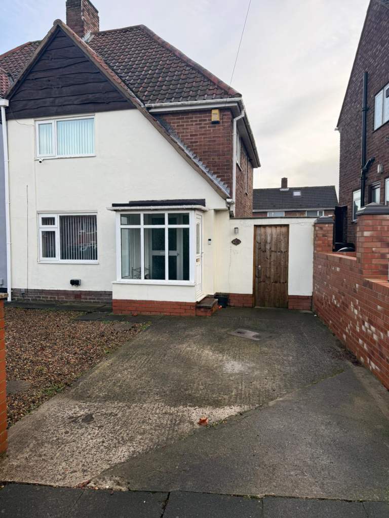 Family House To Rent Lobley Hill 