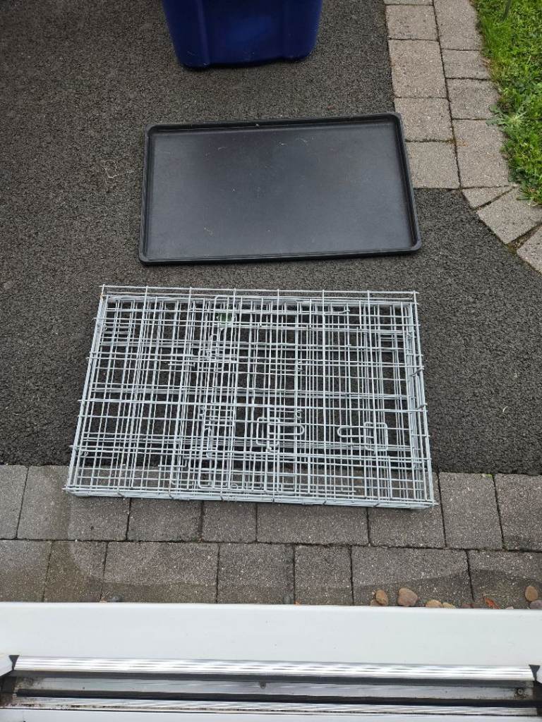 Dog crate 