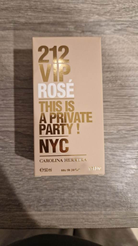Caroline Hererra 212 Rose VIP 50ml