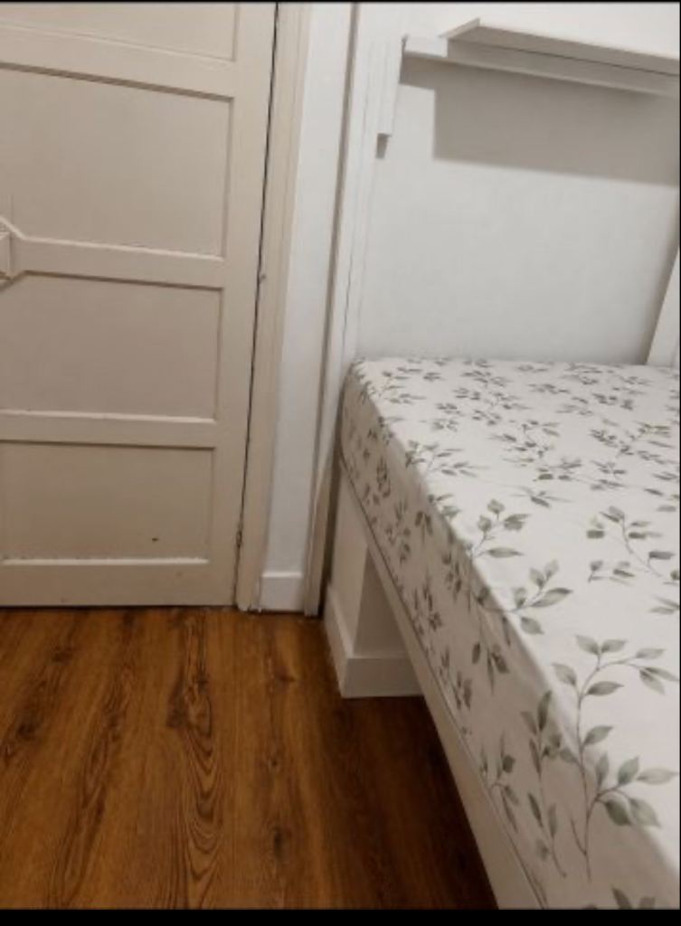 Box room to rent for Indian male or female