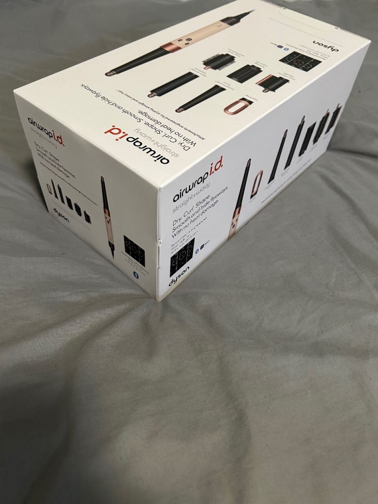 Dyson Airwrap i.d. Straight+Wavy — Brand New Sealed