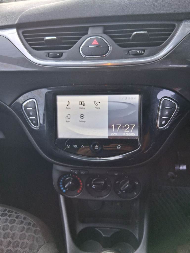 Vauxhall corsa 2015 petrol 1.4 5 doors ulez compliant 