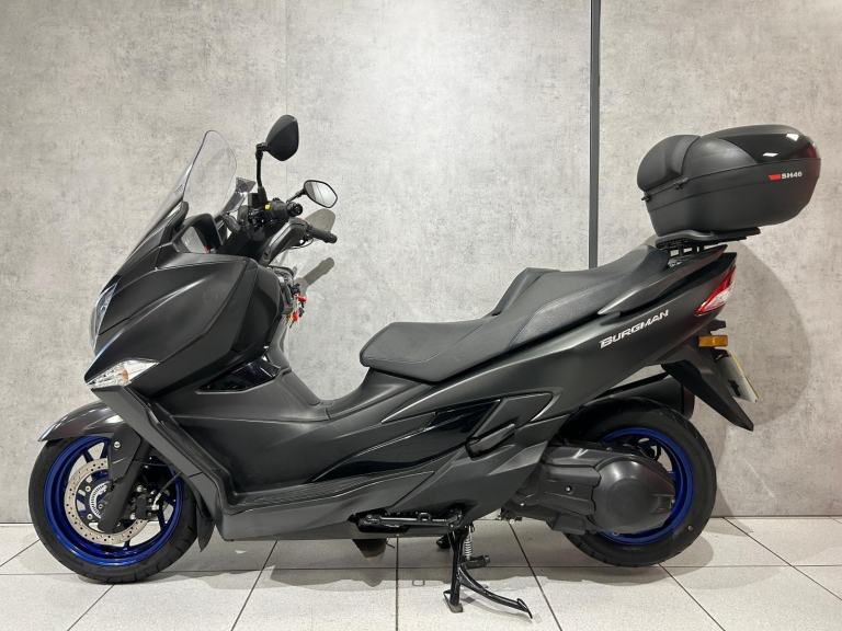 74/2024 Suzuki Burgman 400 - 6882 miles 