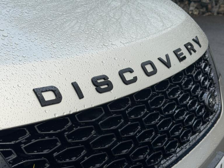 2017 Land Rover Discovery 3.0 TDV6 HSE Automatic 4WD Euro 6 5dr SUV Diesel Automatic