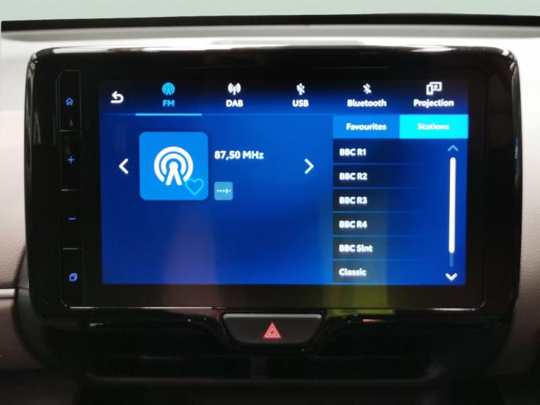 2022 Toyota Yaris Cross 1.5 VVT-h Excel SUV 5dr Petrol Hybrid E-CVT Euro 6 (s/s) (116 ps) - LANE ...