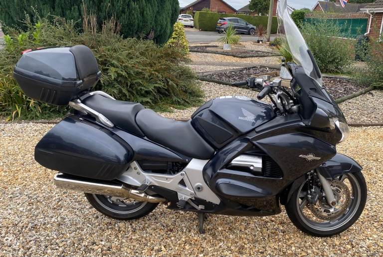 Honda ST1300 A-6 Pan European 2006 Full MOT 