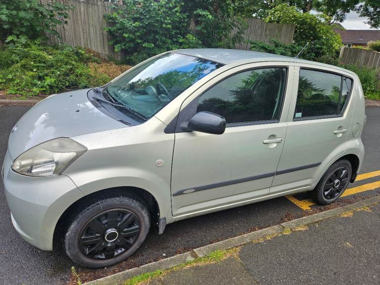 2007 DAIHATSU SIRION 1.0 HATCHBACK ULEZ £35 TAX 60MPG CHEAP SML CAR YARIS I10