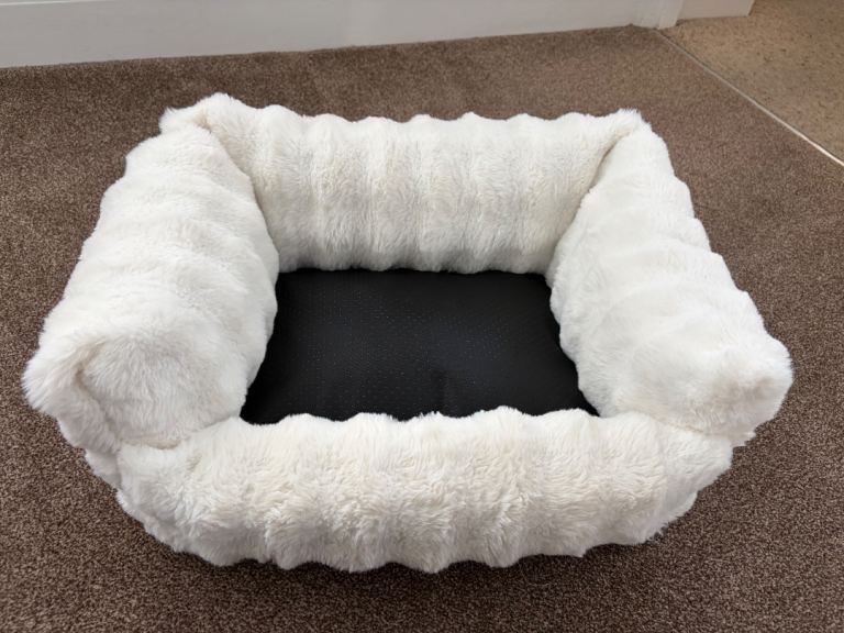 Puppy’s First Dog Bed 