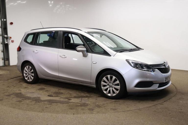 2017 Vauxhall Zafira 1.4T Design 5dr MPV PETROL Manual